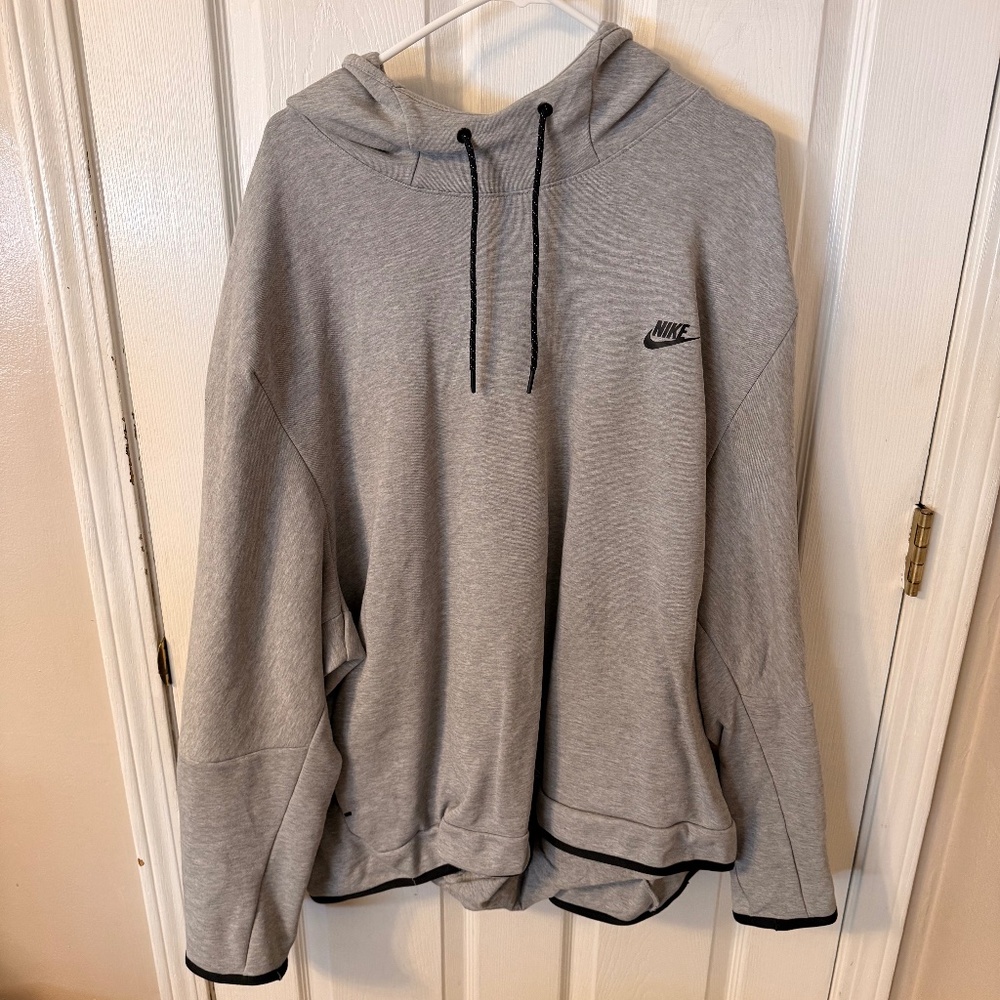 Men’s Nike Tech Fleece Pullover Hoodie - Grey Heather
